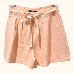 MANGO‎ M.N.G women’s high waisted pleated shorts in salmon size 8